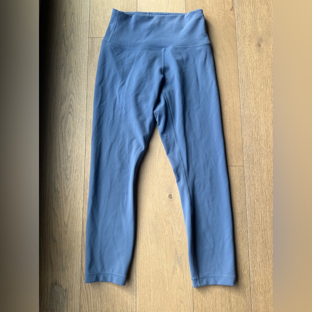 lululemon athletica Wunder Train High-Rise Leggings contour fit 23” size 6 blue